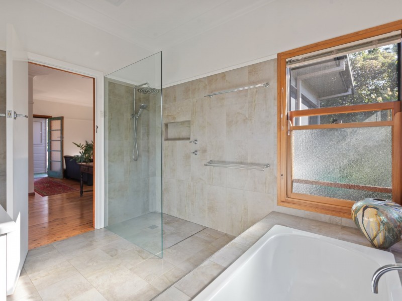 86 Meringo Street, Bega NSW 2550