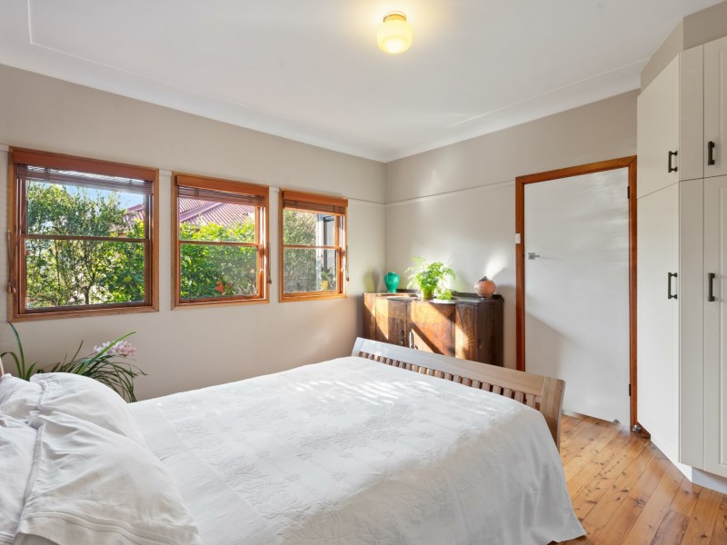 86 Meringo Street, Bega NSW 2550