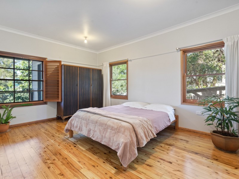86 Meringo Street, Bega NSW 2550