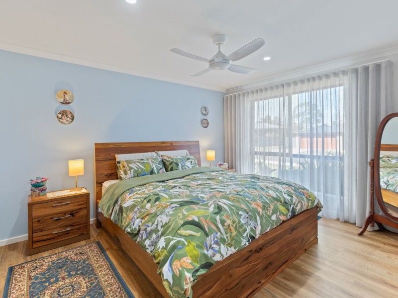 8 Kurrajong Crescent, Kalaru NSW 2550