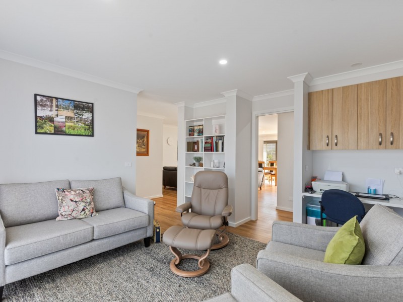 8 Kurrajong Crescent, Kalaru NSW 2550