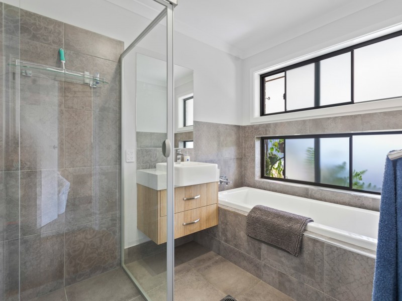 8 Kurrajong Crescent, Kalaru NSW 2550