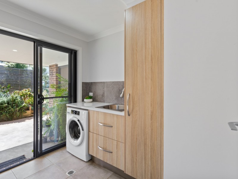 8 Kurrajong Crescent, Kalaru NSW 2550