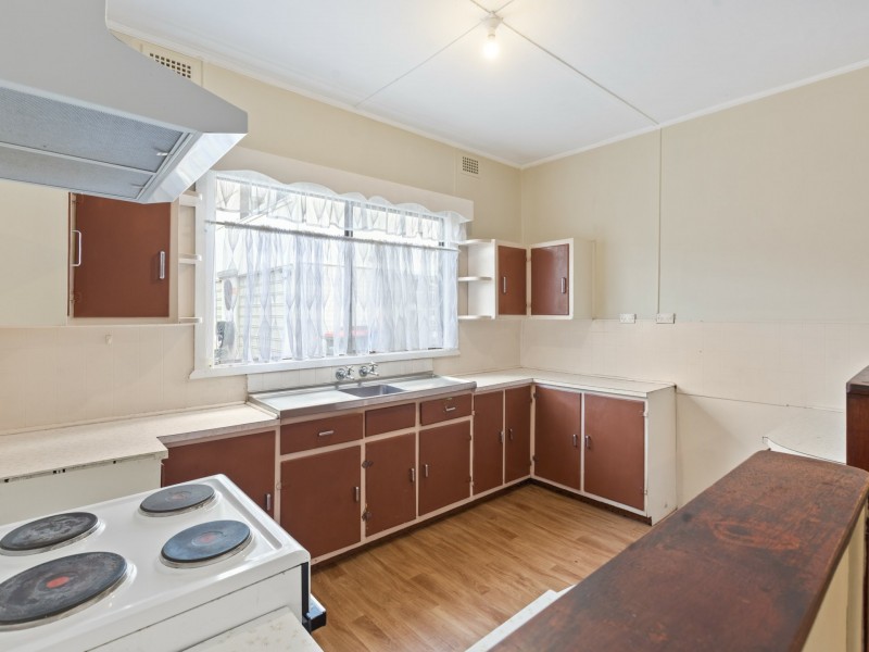 49 Eden Street, Bega NSW 2550