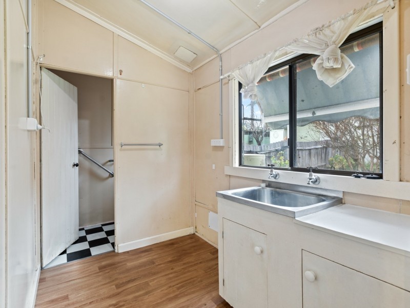49 Eden Street, Bega NSW 2550