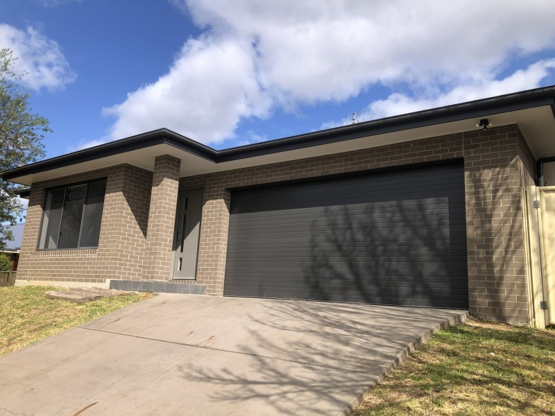 17 Thawa Close, Bega NSW 2550