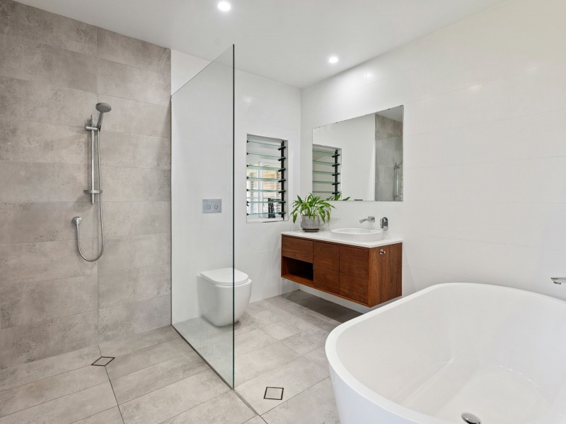 2 Bridge Street, Bega NSW 2550