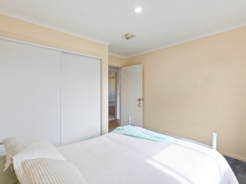 16 Clarke Street, Wolumla NSW 2550