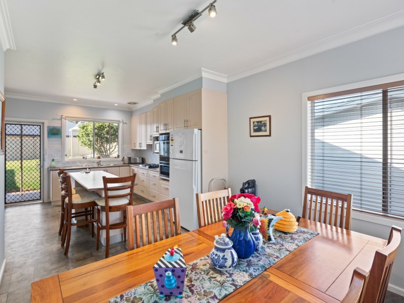 43 Fairview Street, Bega NSW 2550
