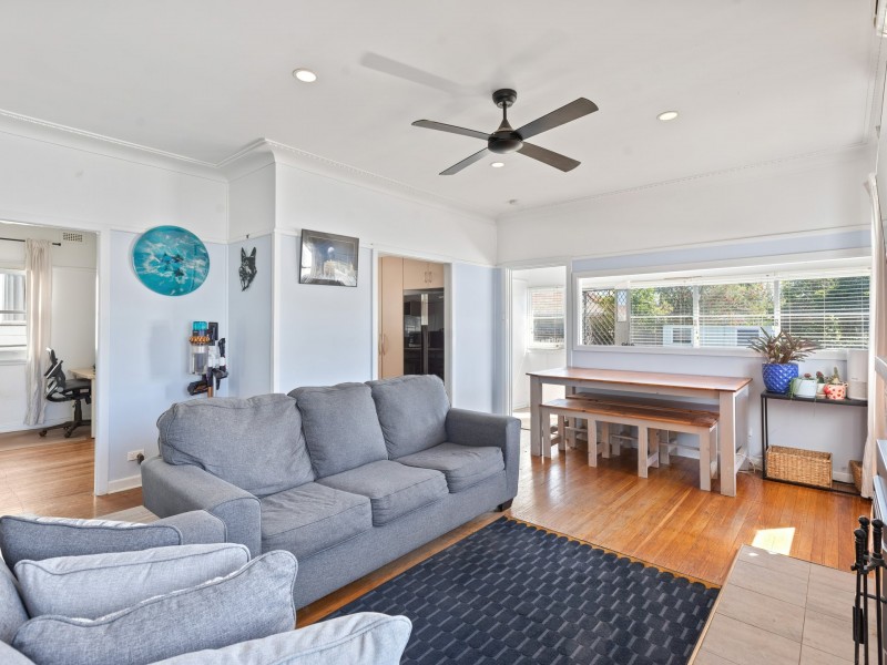 25 Kirkland Crescent, Bega NSW 2550