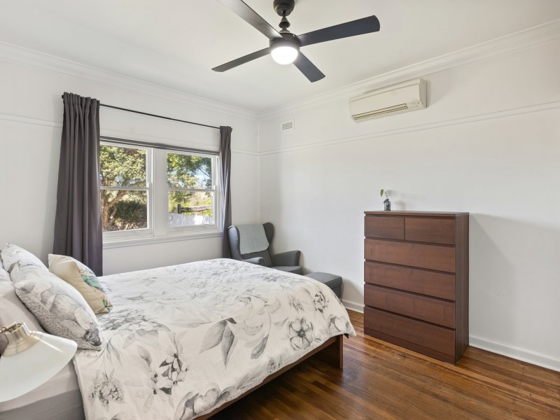 25 Kirkland Crescent, Bega NSW 2550