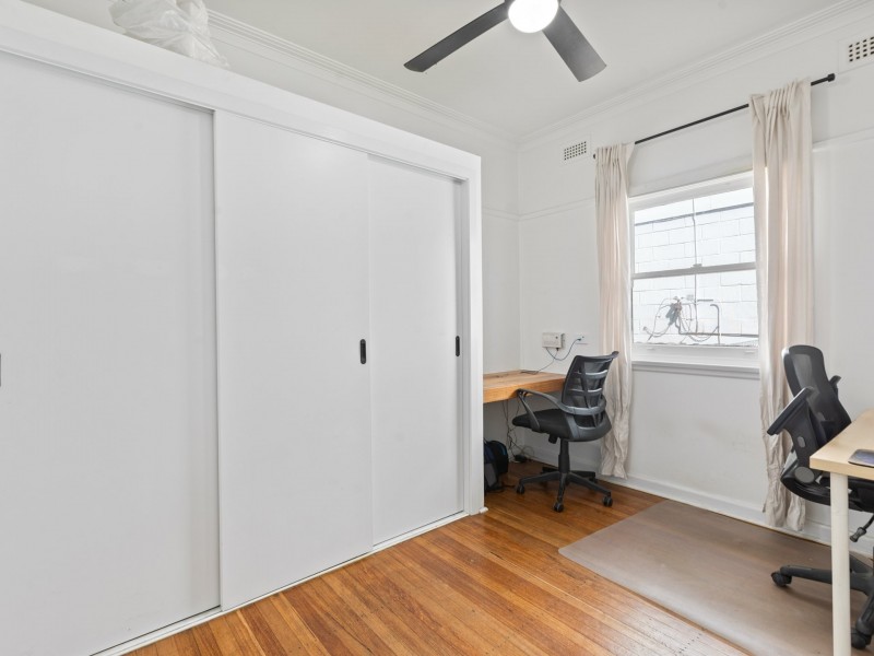 25 Kirkland Crescent, Bega NSW 2550