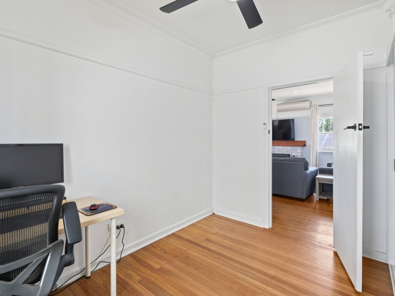 25 Kirkland Crescent, Bega NSW 2550