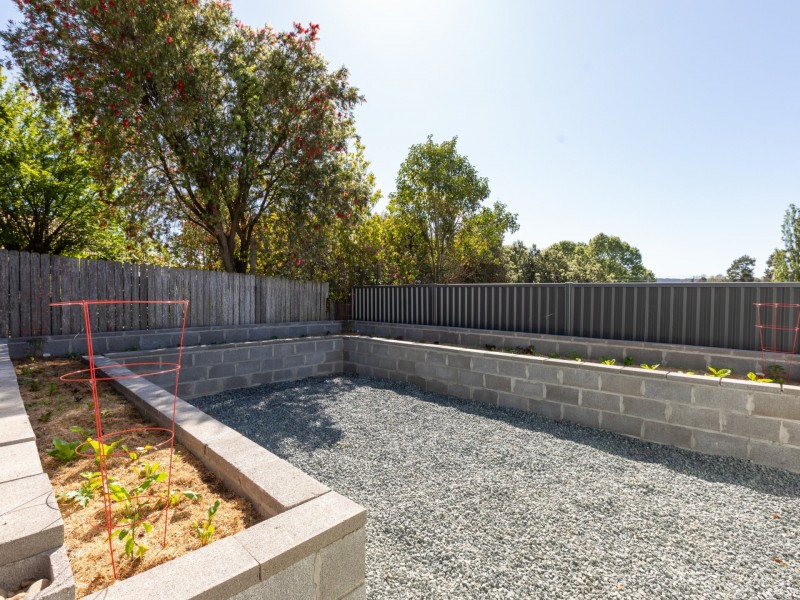25 Kirkland Crescent, Bega NSW 2550