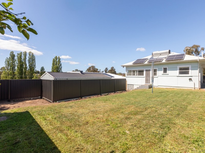25 Kirkland Crescent, Bega NSW 2550
