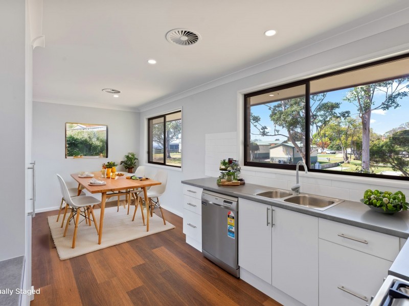 7 Deborah Crescent, Bega NSW 2550