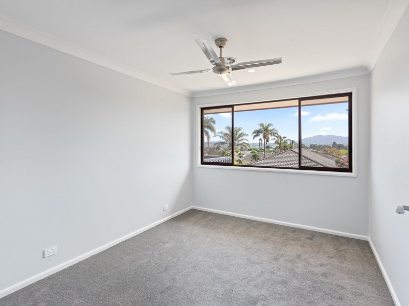 7 Deborah Crescent, Bega NSW 2550