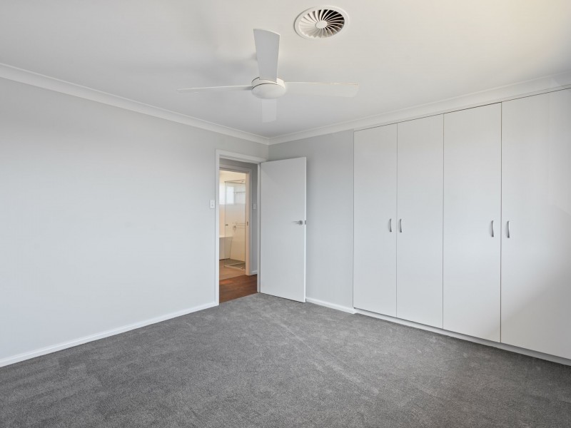 7 Deborah Crescent, Bega NSW 2550