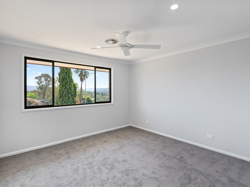 7 Deborah Crescent, Bega NSW 2550