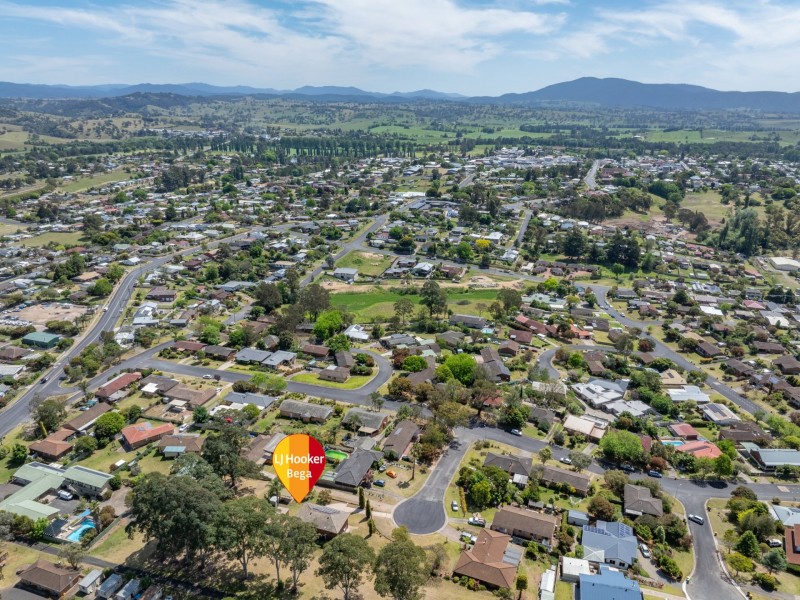 7 Deborah Crescent, Bega NSW 2550