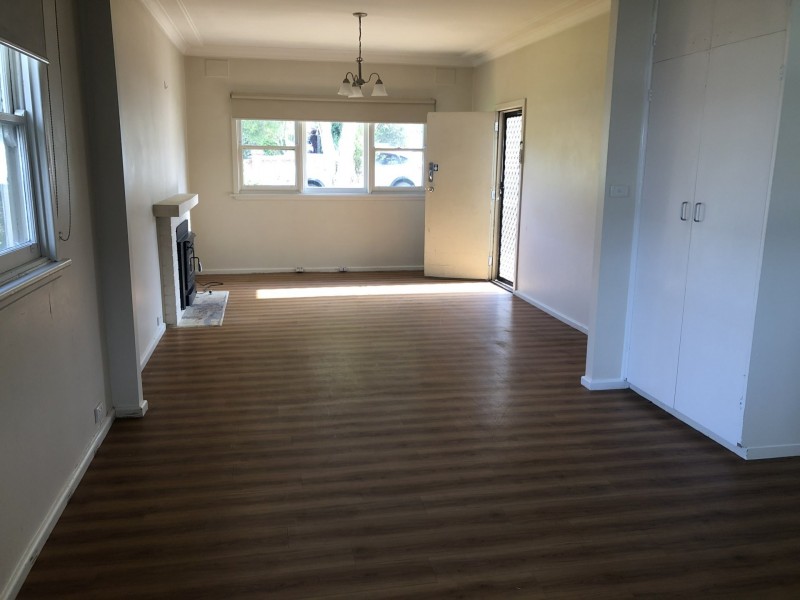 35 Carp Street, Bega NSW 2550