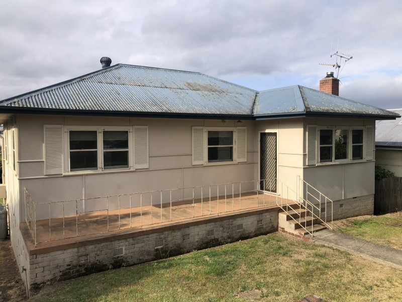 35 Carp Street, Bega NSW 2550
