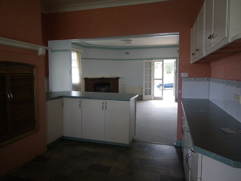 84 Upper Street, Bega NSW 2550