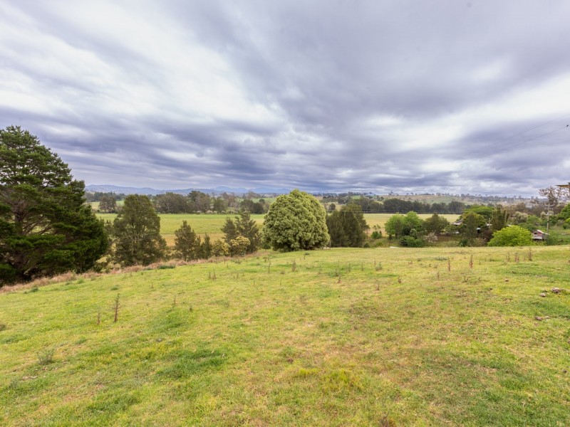 144 Murrays Flat Road, Tarraganda NSW 2550
