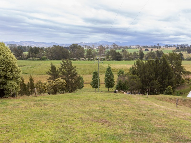 144 Murrays Flat Road, Tarraganda NSW 2550
