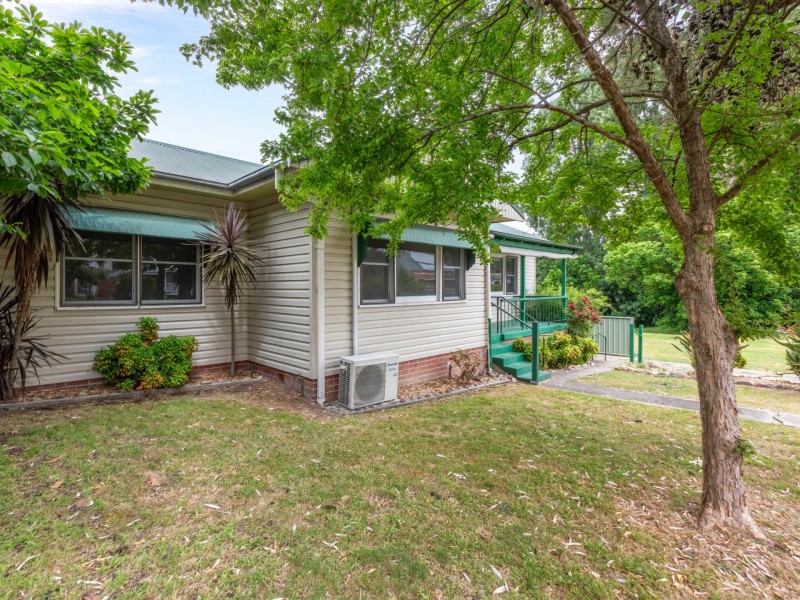 26 Gordon Street, Bega NSW 2550