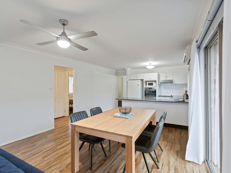 20 Howard Ave, Bega NSW 2550