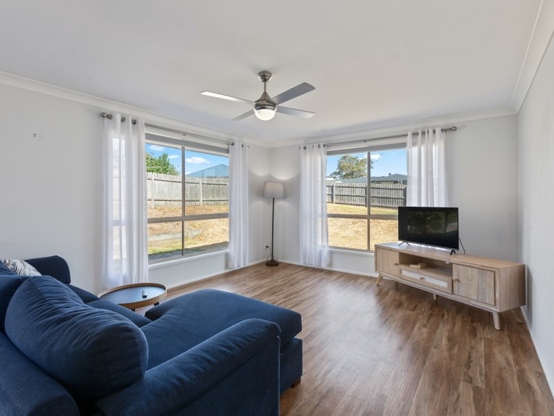 20 Howard Ave, Bega NSW 2550