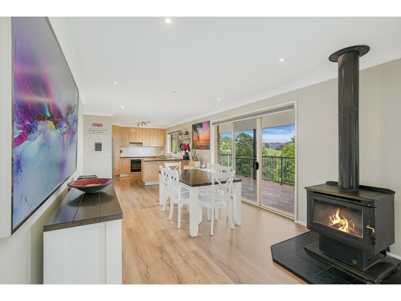 42 Mount Pleasant Road, Bega NSW 2550