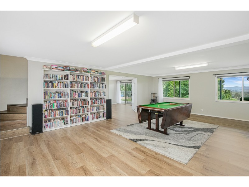 42 Mount Pleasant Road, Bega NSW 2550