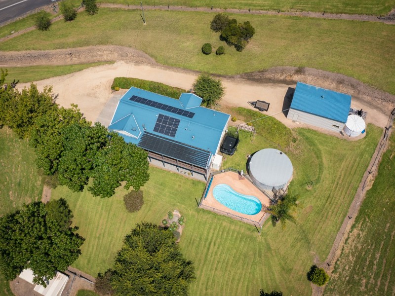 42 Mount Pleasant Road, Bega NSW 2550