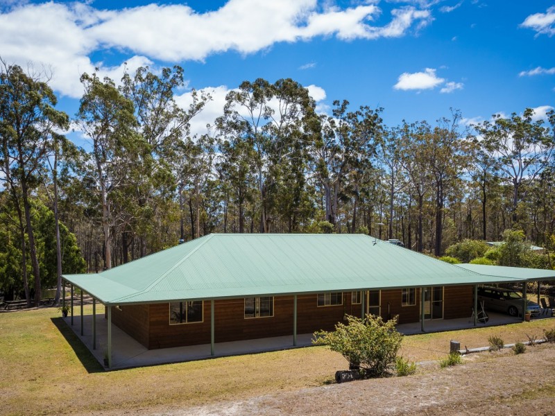 1804 Sapphire Coast Drive, Kalaru NSW 2550