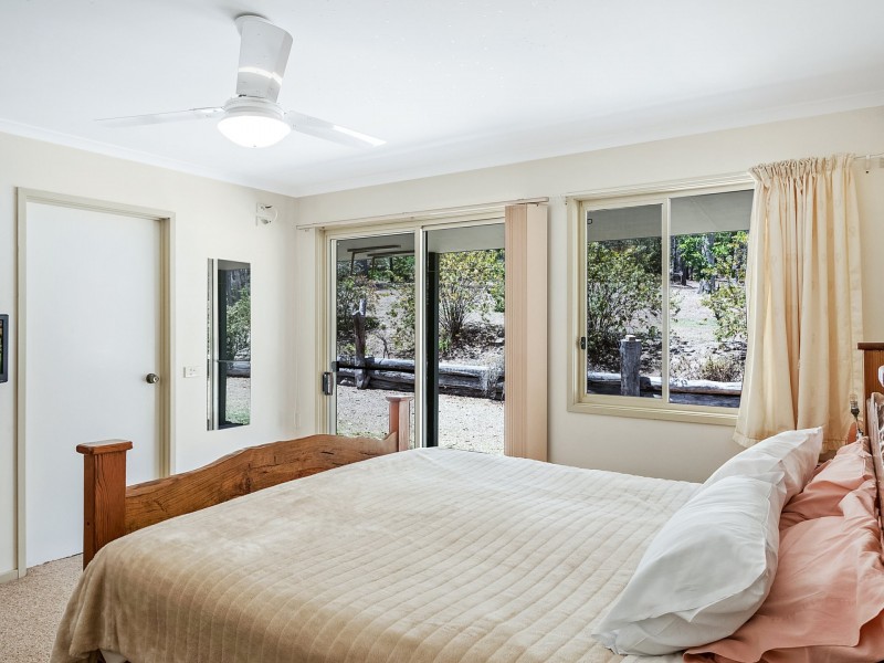 1804 Sapphire Coast Drive, Kalaru NSW 2550