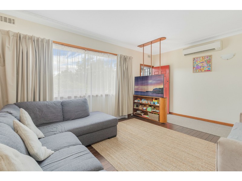 5 Dowling Street, Bega NSW 2550