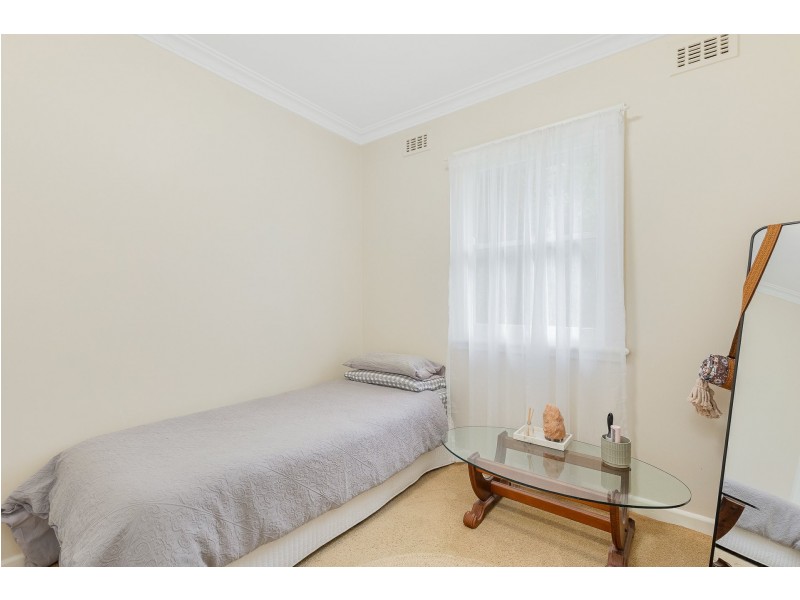 5 Dowling Street, Bega NSW 2550