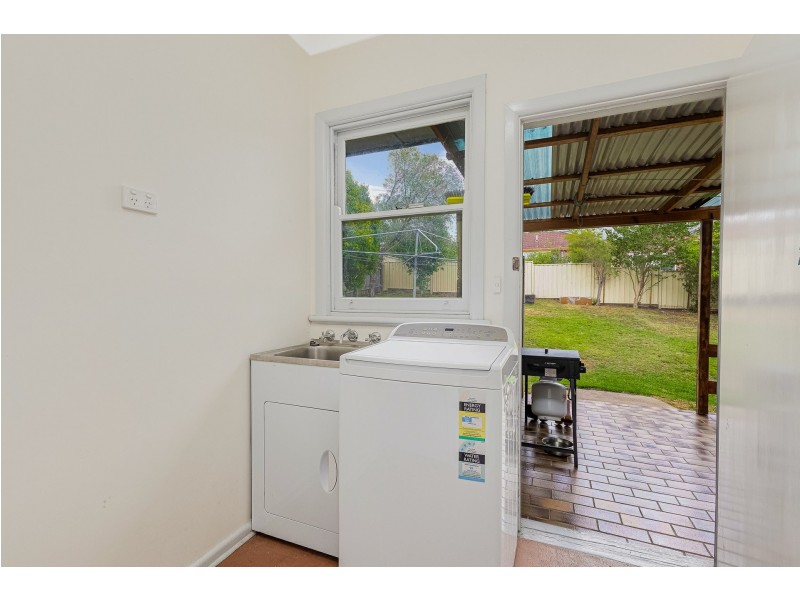5 Dowling Street, Bega NSW 2550