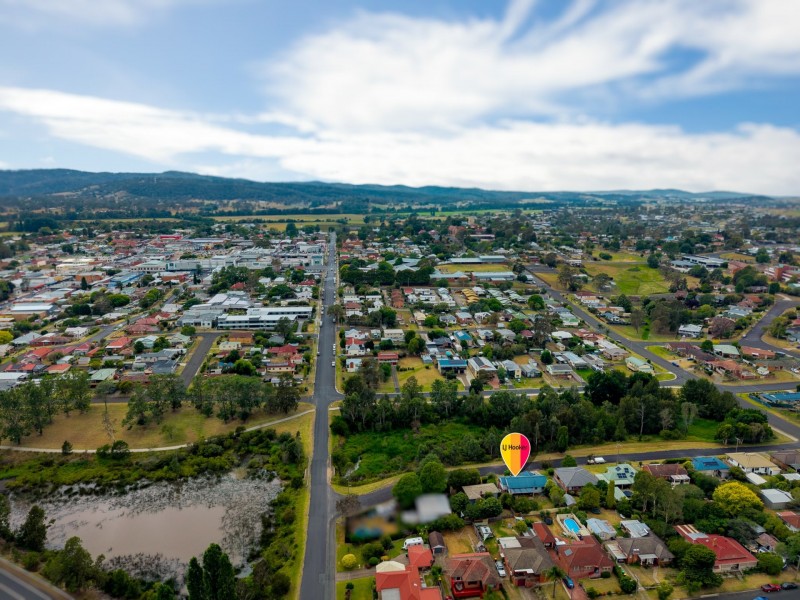 5 Dowling Street, Bega NSW 2550