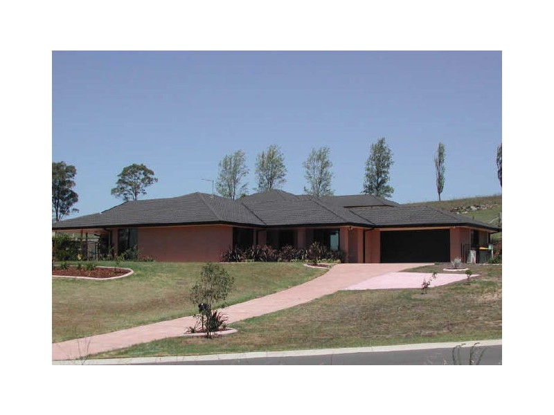 33 Glen Mia Drive, Bega NSW 2550