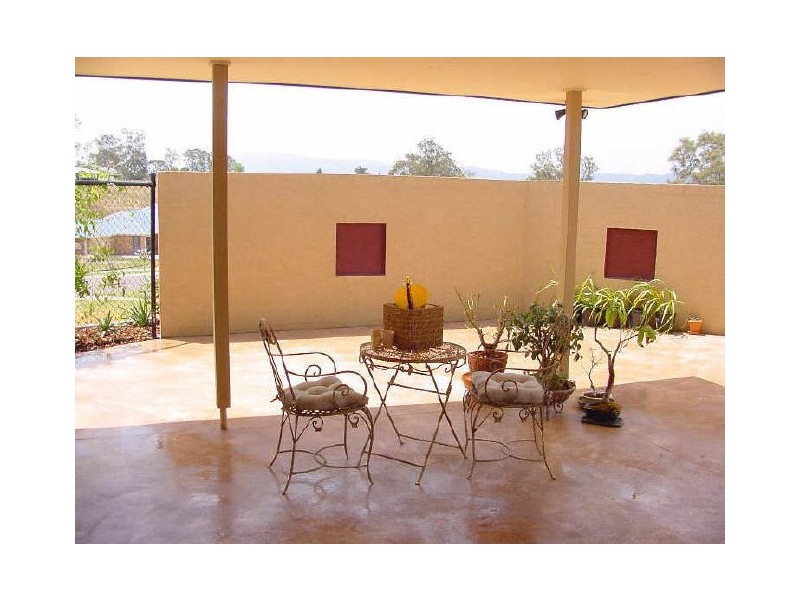 33 Glen Mia Drive, Bega NSW 2550