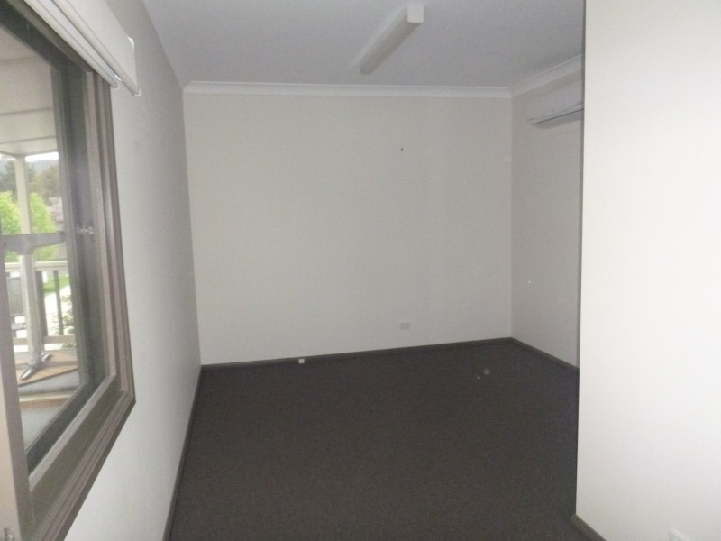 1/50 Princes Highway, Cobargo NSW 2550