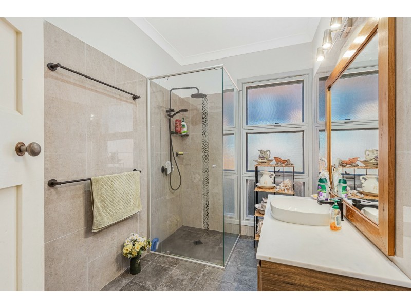 21 Bega Street, Bega NSW 2550