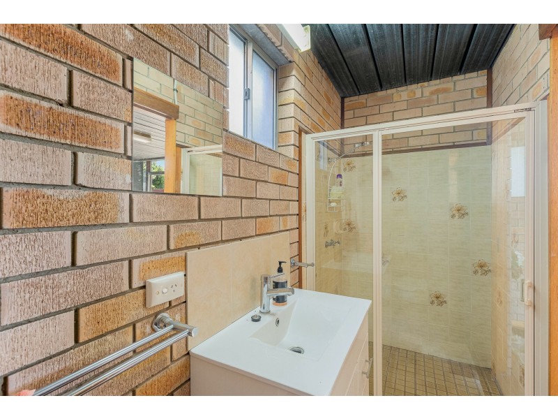 21 Bega Street, Bega NSW 2550