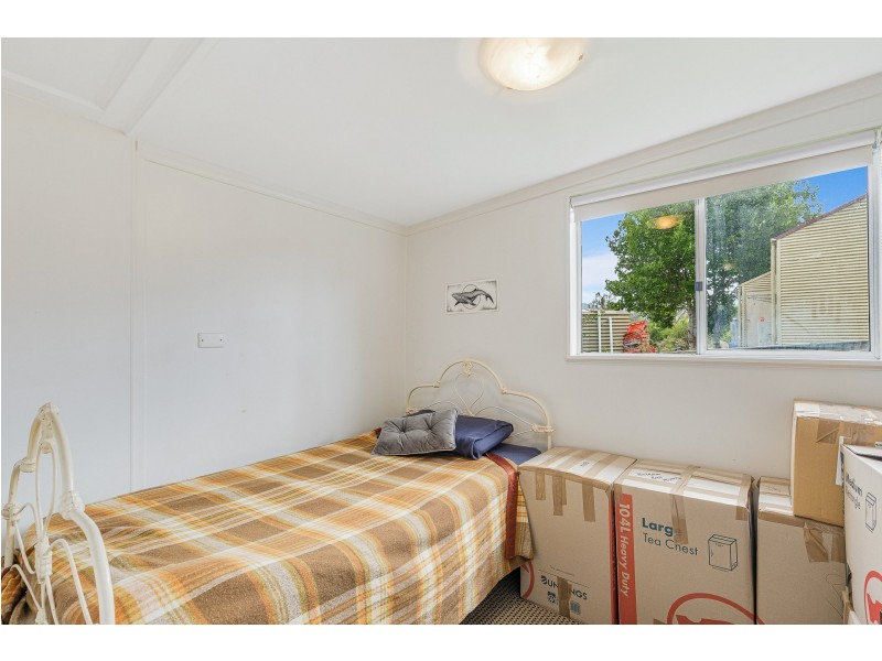 42 Princes Highway, Cobargo NSW 2550