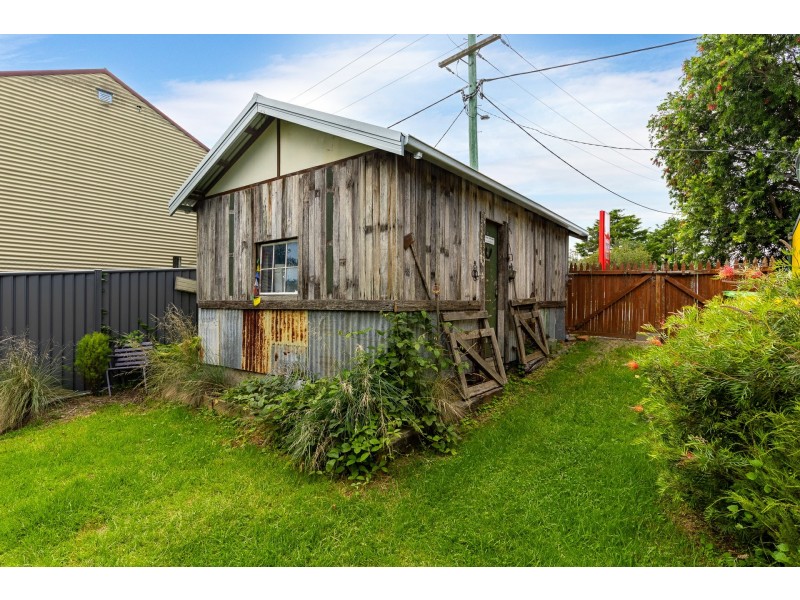 42 Princes Highway, Cobargo NSW 2550