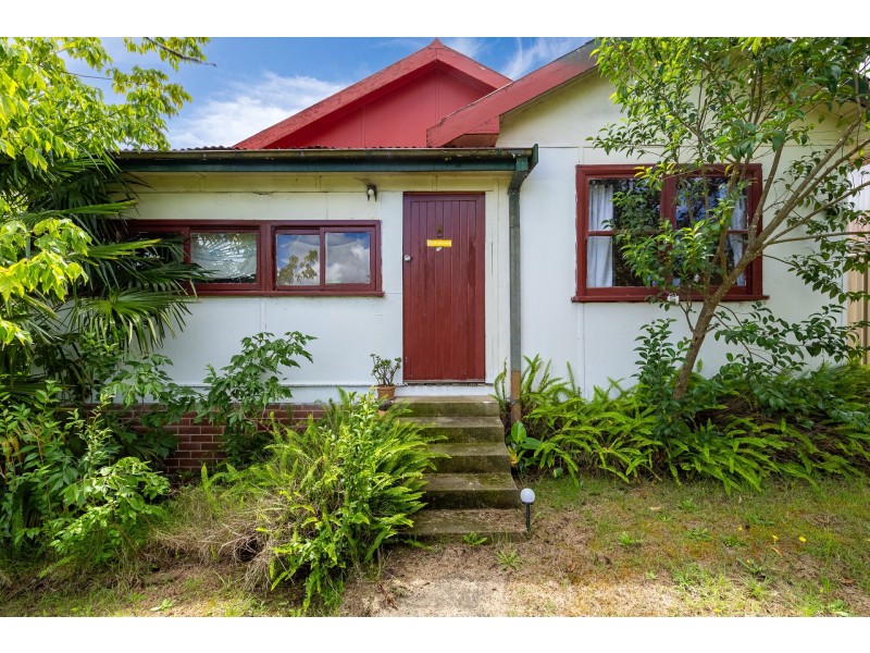 18 Norman Avenue, Bega NSW 2550