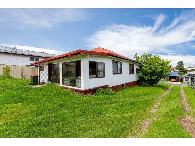 18 Norman Avenue, Bega NSW 2550